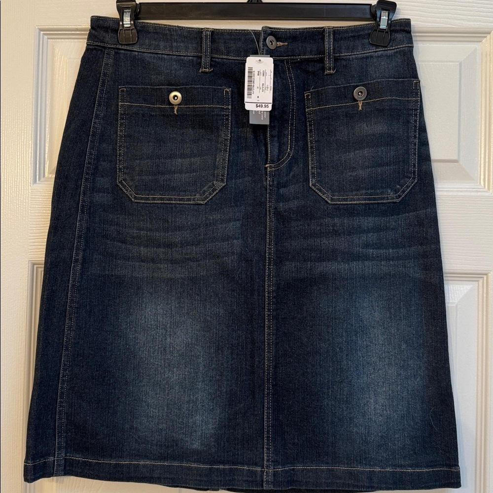 NWT Christopher & Banks Dark Denim Skirt with Front Pockets Size 8